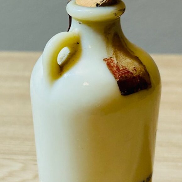 1970’s Vintage Henry Mckenna Bourbon Whisky Miniature Ceramic Jug Bottle - Picture 7 of 14